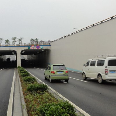 廣西柳州過街隧道